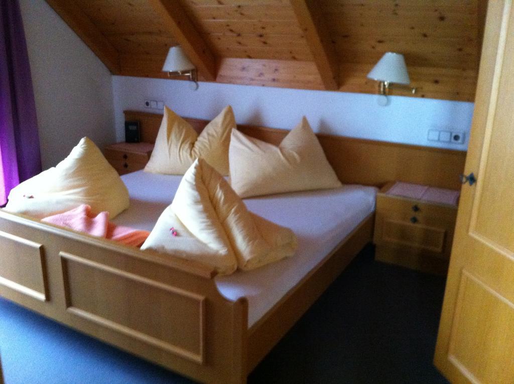 Hotel Loffele Weissbriach Ruang foto